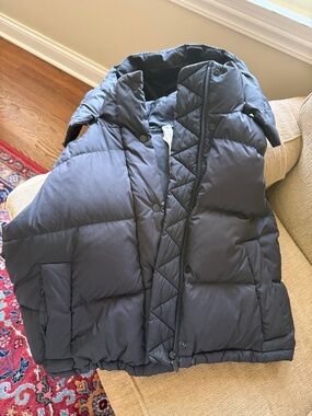 lululemon athletica Black Puffer Vest